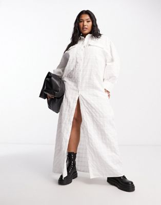 ASOS DESIGN Curve grid texture maxi shirt dress in white - ASOS Price Checker
