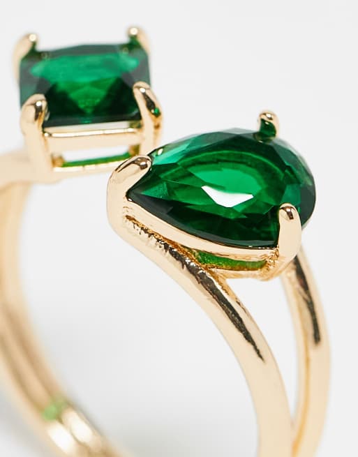 ASOS DESIGN Curve – Guldfärgad öppen ring med delat band och gröna stenar , 2 av 4