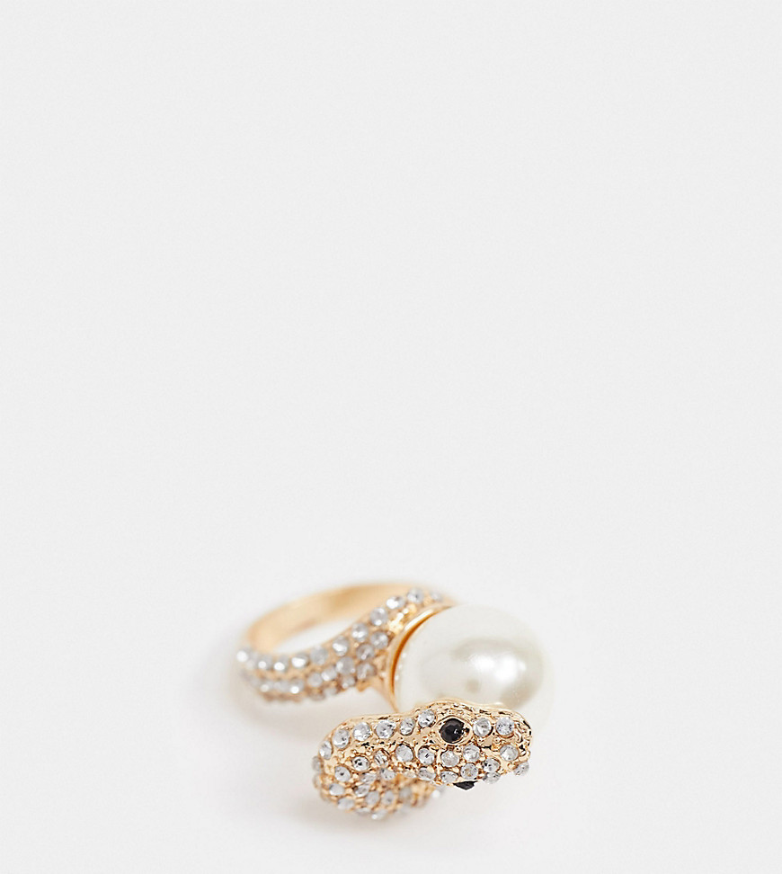 ASOS DESIGN Curve – Guldfärgad ring med kristallprydd orm och pärlor