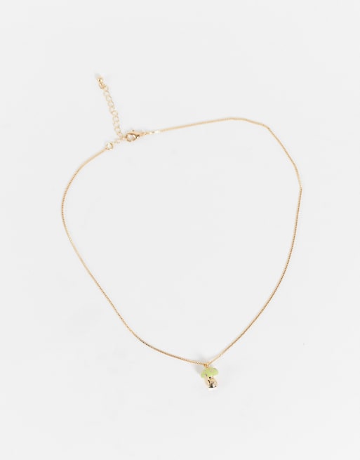 ASOS DESIGN Curve – Guldfärgat halsband med grönt svampformat hänge, 4 av 4