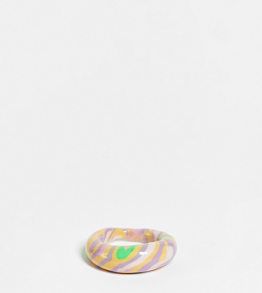ASOS DESIGN Curve – Gummiring in Kuppel-Optik mit mehrfarbigem Marmormuster