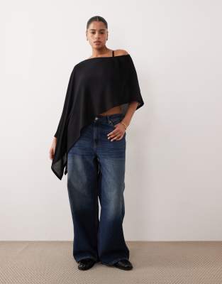 ASOS DESIGN Curve - Halbtransparentes durchscheinendes Cape in schwarzer Strickoptik mit asymmetrischem One-Shoulder-Des...