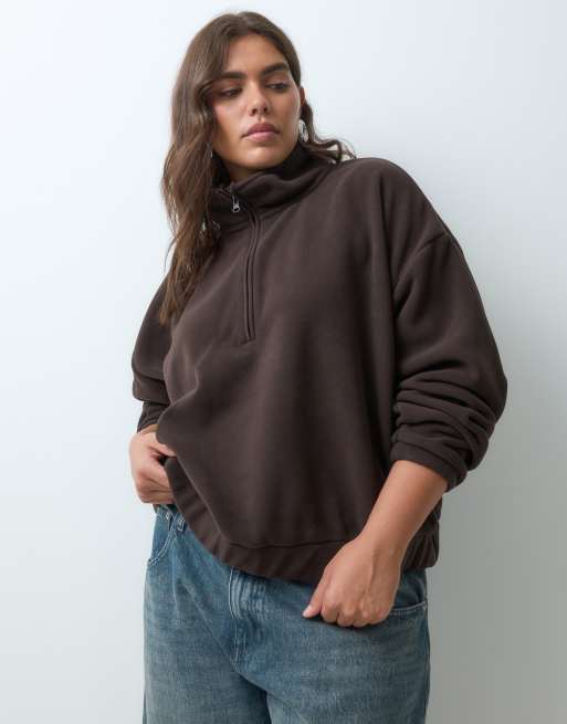 ASOS DESIGN Curve Half-Zip-Pullover mit Stehkragen aus Polar-Fleece in Schokobraun, 3 von 5