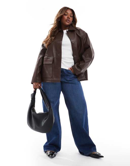 ASOS DESIGN Curve – Harrington-Jacke in schokobrauner Leder-Optik, 2 von 4