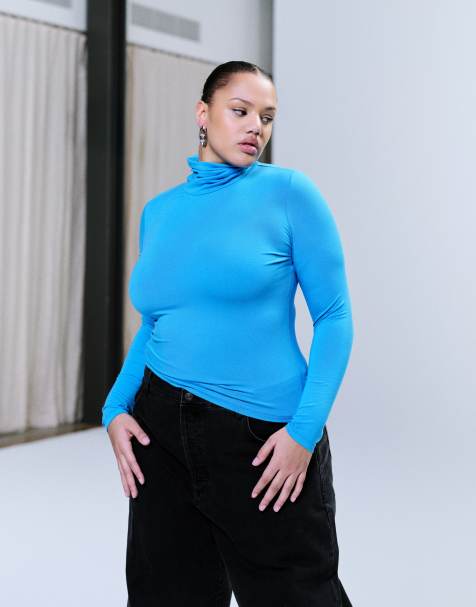 ASOS DESIGN Curve – Hautenges Rollkragen-Oberteil in Blau mit samtiger Haptik - view 1