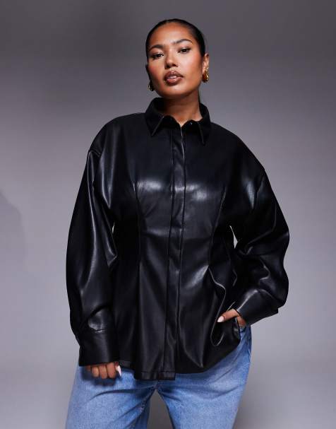 ASOS DESIGN Curve – Hemd aus Kunstleder in Schwarz mit Raffung hinten in der Taille - view 1