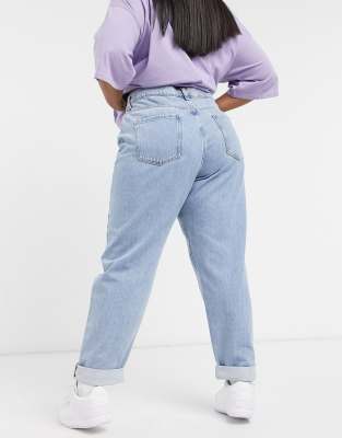 ASOS DESIGN Curve high rise 'slouchy' mom jeans in lightwash | ASOS