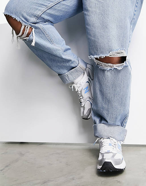 Jeans Curve high rise 'slouchy' mom jeans in stonewash with rips 