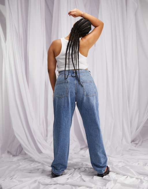 ASOS DESIGN Curve high waist 'slouchy' mom jeans in stonewash, 4 of 4