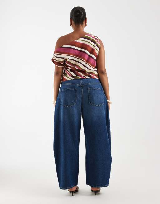 ASOS DESIGN Curve high waisted barrel leg jeans in dark wash blue, 3 of 5
