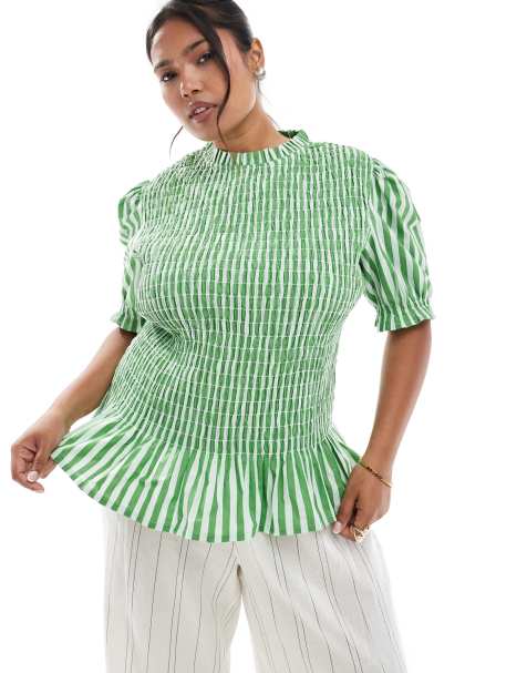 ASOS DESIGN Curve – Hochgeschlossenes, kurzärmliges Oberteil mit Streifen und gerafftem Detail - view 1