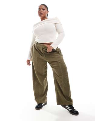 ASOS DESIGN Curve - Hose aus Cord in Khaki mit Ziernaht und Laschendetail-Grün