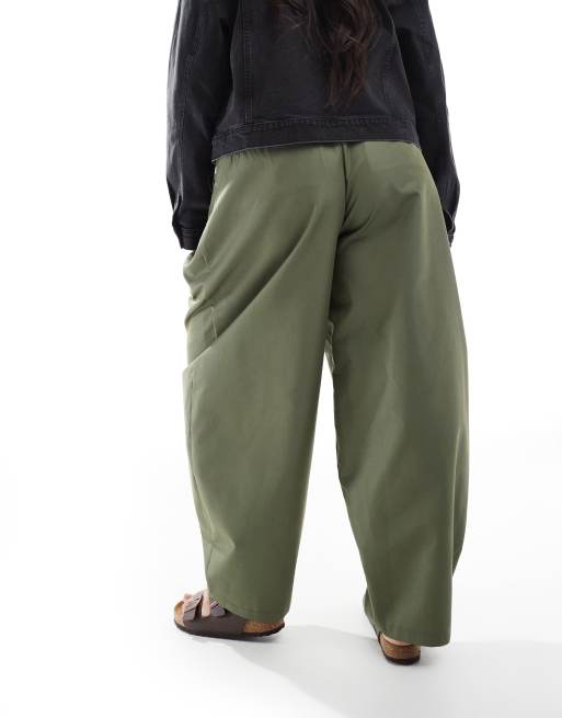 ASOS DESIGN Curve – Hose in Khaki mit abgerundetem Beinschnitt und Reißverschluss , 2 von 5