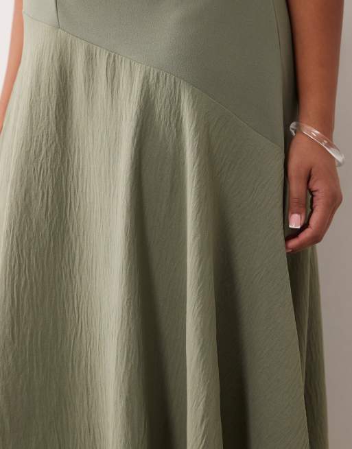 ASOS DESIGN Curve hybrid midi dress with asymmetric drop waist in khaki, 3 of 4