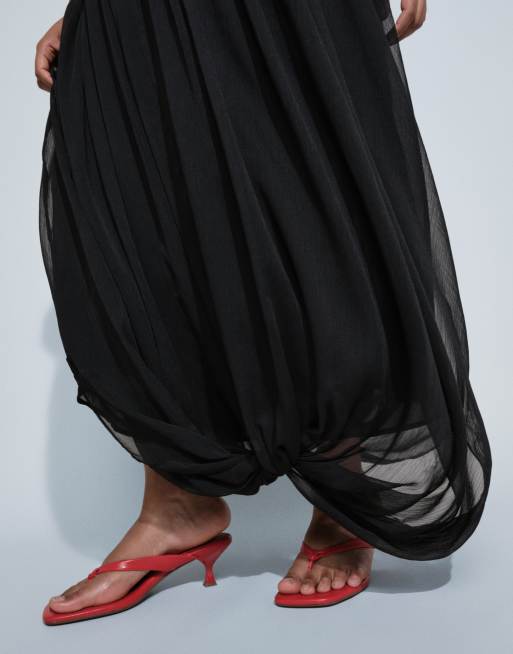 ASOS DESIGN Curve - Hybride maxi jurk met racerhals in zwart, 2 van 8