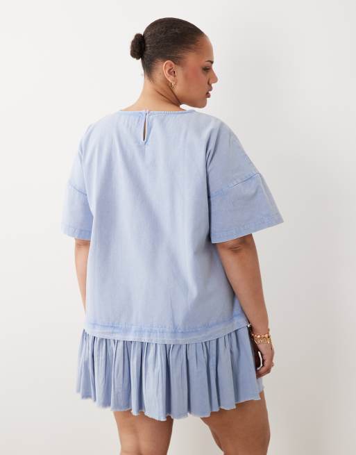 ASOS DESIGN Curve - Hybride mini T-shirtjurk in denimblauw met wassing, 4 van 4