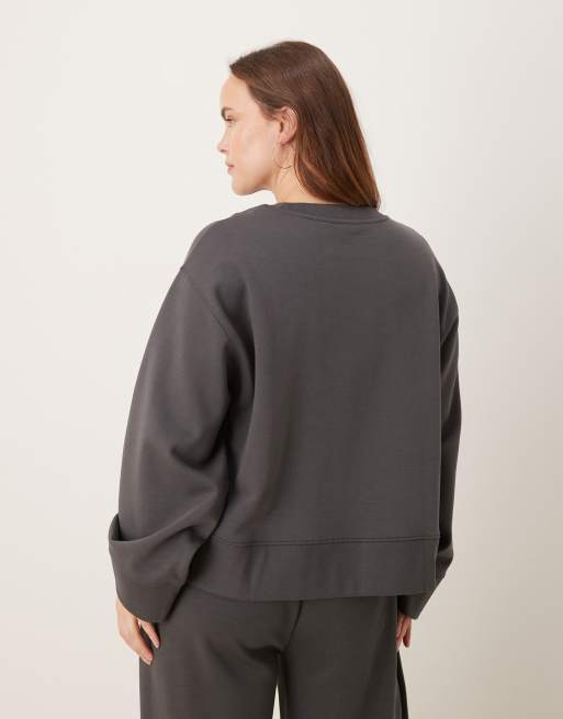 ASOS DESIGN Curve interlock oversized crew neck top in charcoal, 4 of 4