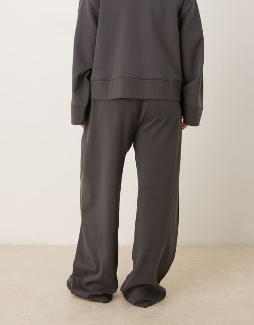 ASOS DESIGN Curve interlock super wide leg pants in charcoal, 3 of 5