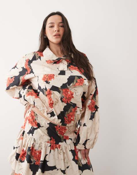 ASOS DESIGN Curve - Jack met opgestikte zakken, opstaande boord en rode bloemenprint, deel van co-ord set - view 1