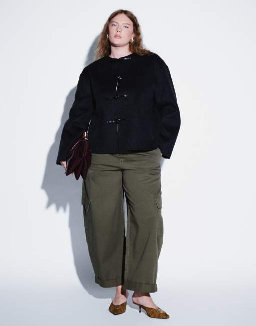 ASOS DESIGN Curve jack van wolmix zonder kraag met frogsluiting in antracietgrijs, 2 van 4