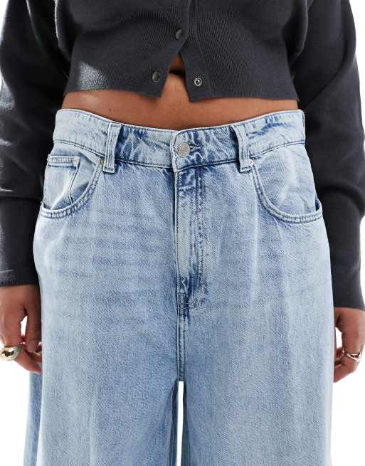 ASOS DESIGN Curve – Jasnoniebieskie jeansy z szerokimi nogawkami, 2 z 5