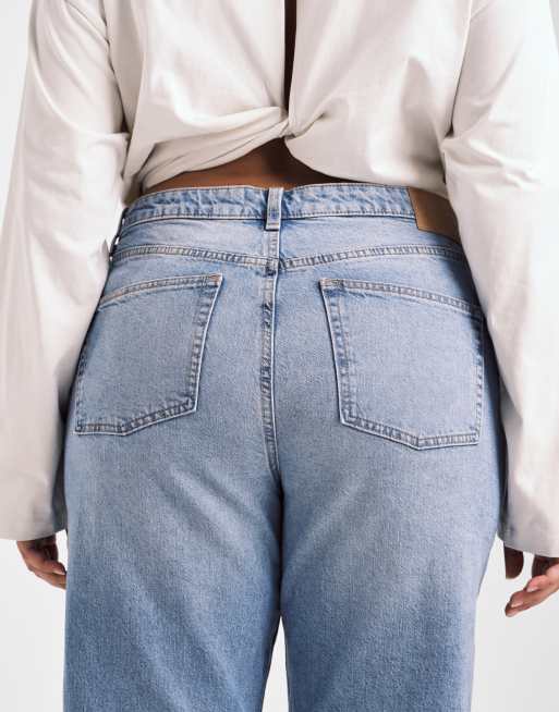 ASOS DESIGN Curve - Jean droit stretch confortable - Bleu clair moyen, 4 de 5