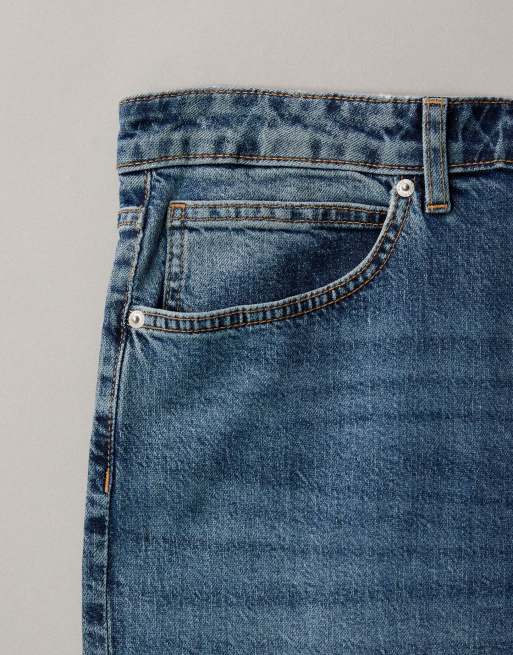 ASOS DESIGN Curve - Jeans met rechte pijpen en comfort stretch in authentiek middenblauw, 6 van 7
