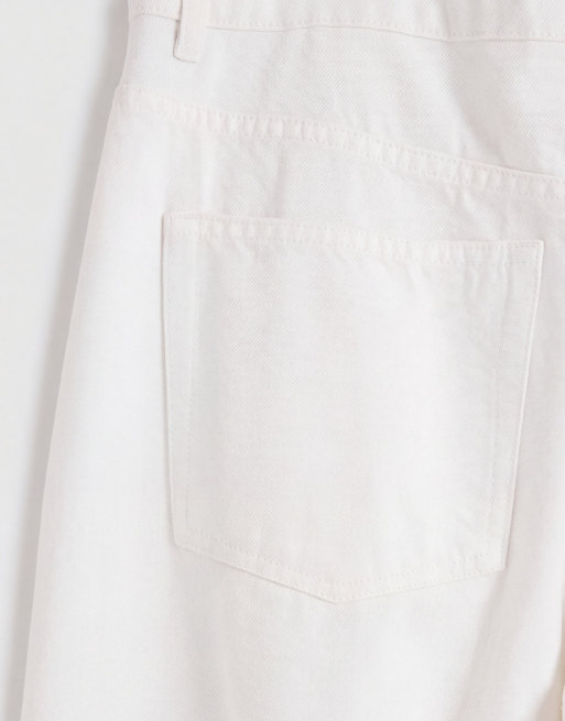 ASOS DESIGN Curve Jeans mit Falten vorne und Horseshoe-Schnitt in Weiß, 8 von 9