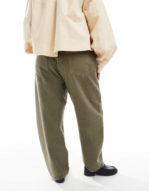 ASOS DESIGN Curve – Jeansy o baryłkowym kroju w kolorze khaki, 3 z 5