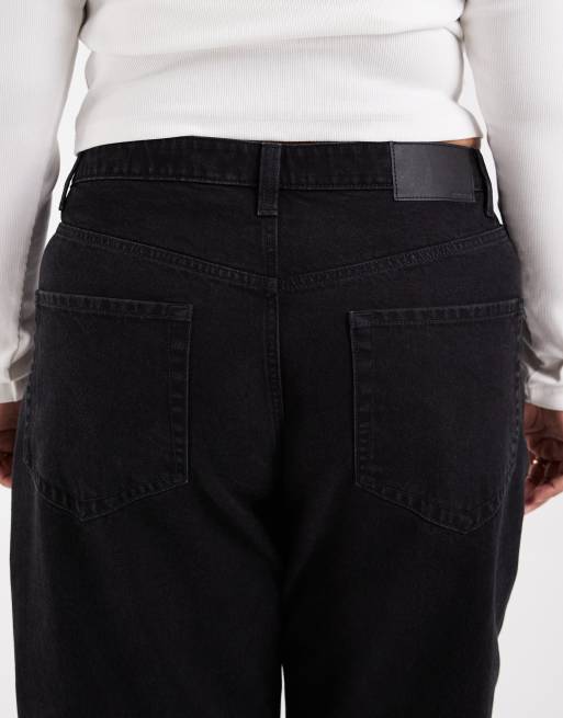 ASOS DESIGN Curve jeansy typu barrel z podwiniętymi nogawkami, czarne, 4 z 5