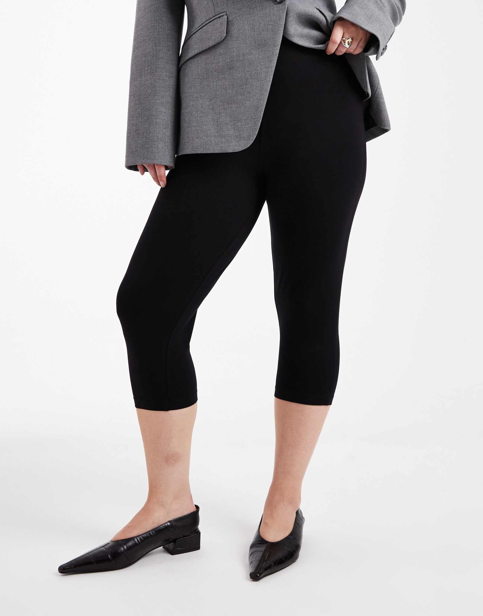 Леггинсы-капри из джерси ASOS DESIGN Curve черного цвета