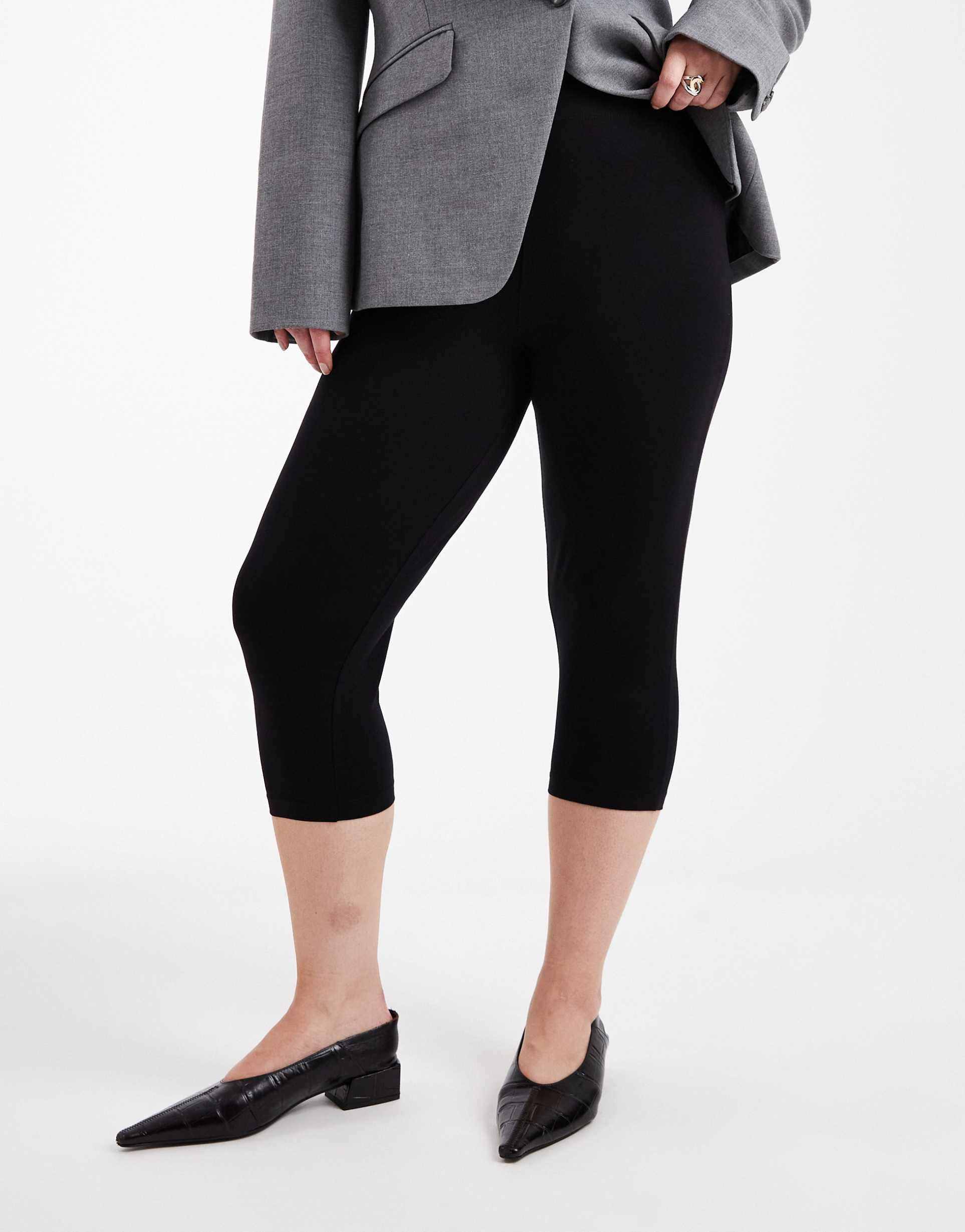 asos design curve jersey capri leggings in black