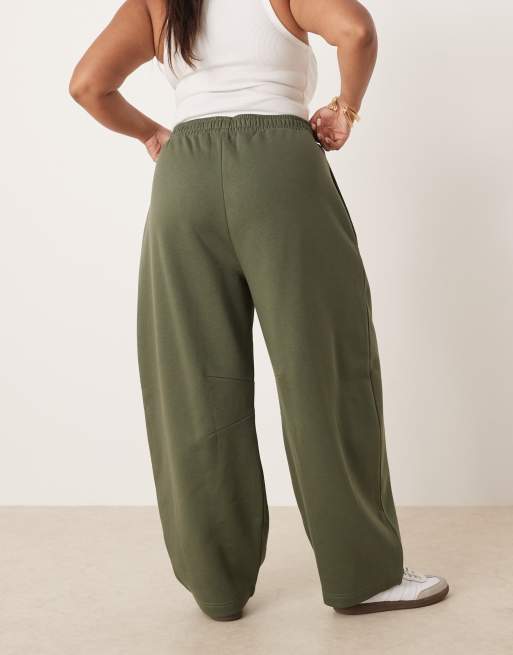 ASOS DESIGN Curve - Joggers kaki con retro spazzolato e gamba cilindrica in coordinato, 5 di 5