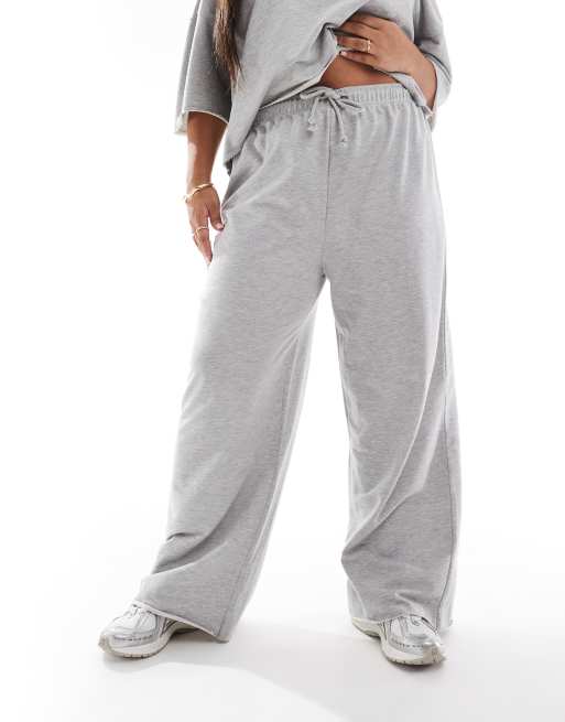 ASOS DESIGN Curve – Jogginghose in meliertem Grau mit geradem Bein und unverarbeitetem Saum, 5 von 5