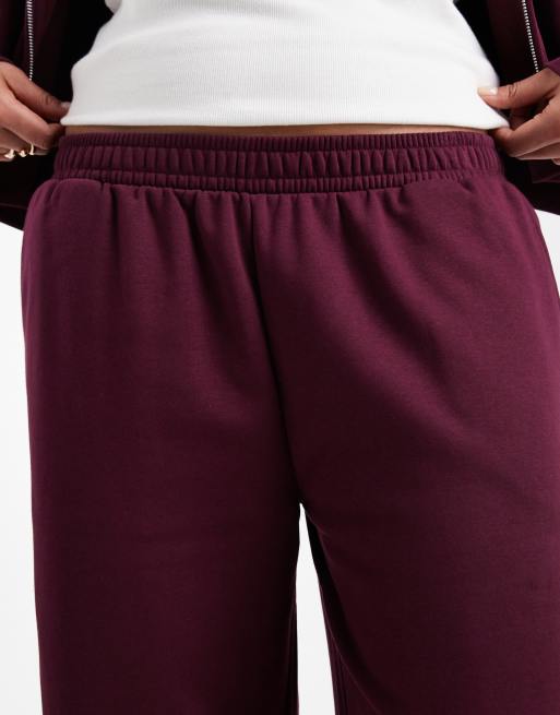 ASOS DESIGN Curve – Jogginghose in Pflaume mit weicher Innenseite und weitem Bein, 2 von 5