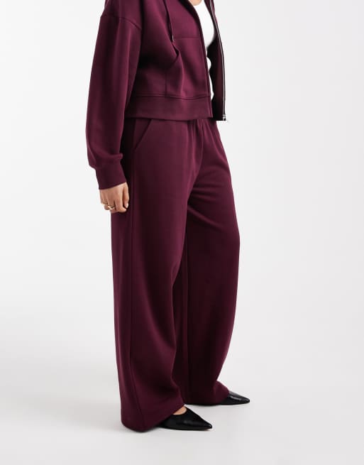 ASOS DESIGN Curve – Jogginghose in Pflaume mit weicher Innenseite und weitem Bein, 3 von 5