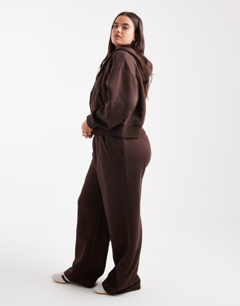 ASOS DESIGN Curve – Jogginghose in Schokobraun mit aufgerauter Innenseite und weitem Bein - view 1