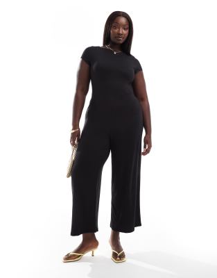 ASOS DESIGN Curve - Jumpsuit in Schwarz mit U-Boot-Ausschnitt und Kappenärmeln