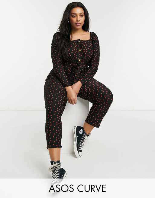 ASOS DESIGN Curve - Jumpsuit met vierkante hals en smaltoelopende pijpen en knopen aan de voorkant in rode stippen