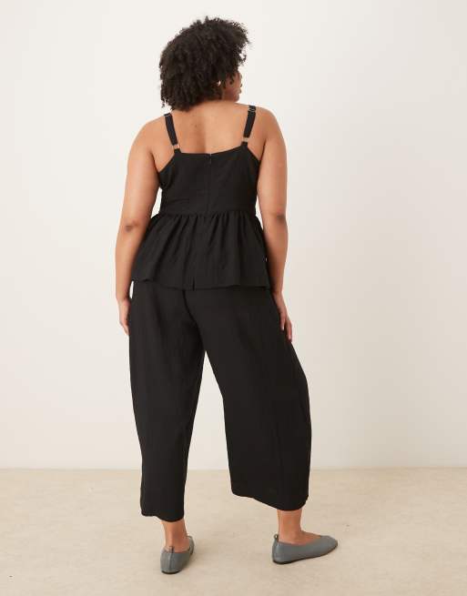 ASOS DESIGN Curve jumpsuit with peplum waist in black, 3 of 4