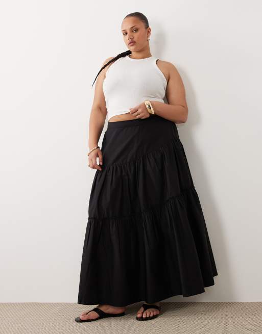 ASOS DESIGN Curve - Jupe longue bohème asymétrique à volants étagés - Noir, 1 de 5
