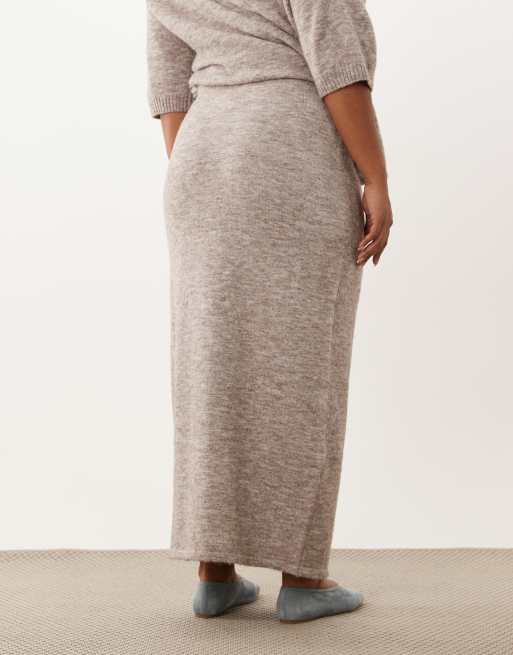 ASOS DESIGN Curve jupe mi-longue en maille avec ensemble coordonné en avoine, 5 de 5