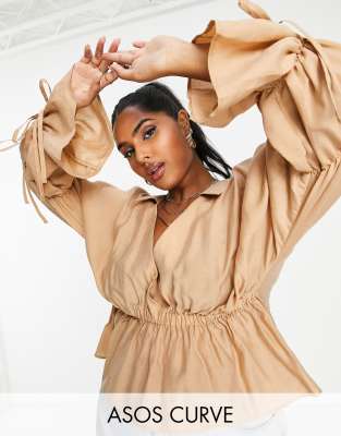 ASOS DESIGN Curve – Kaffebrun mjuk blus med volymärmar med knytning