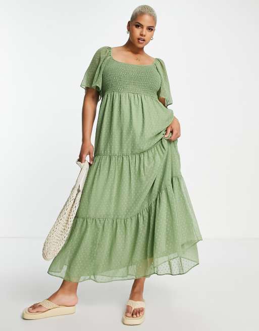 ASOS DESIGN Curve – Kakifärgad maxiklänning i dobbyväv med djup halsringning och råskuren fåll, 4 av 4