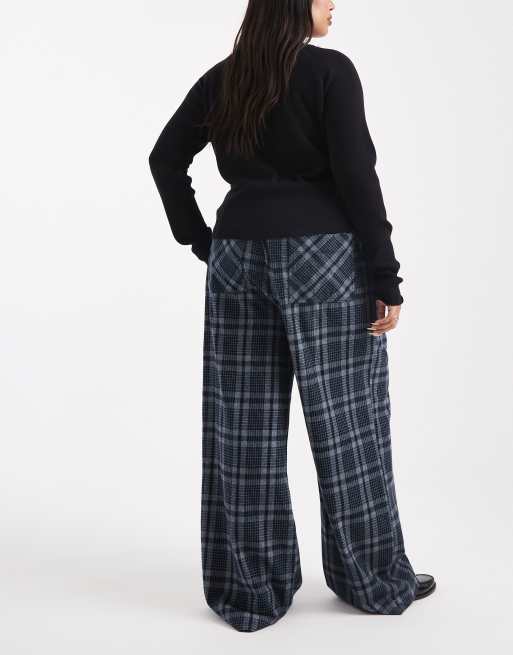 ASOS DESIGN Curve – Karierte, gebürstete Hose in Marineblau mit weitem Bein und Bindedetail an der Taille, 2 von 5