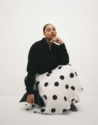 ASOS DESIGN Curve - Kastiges Hemd aus Leinenmix in Schwarz