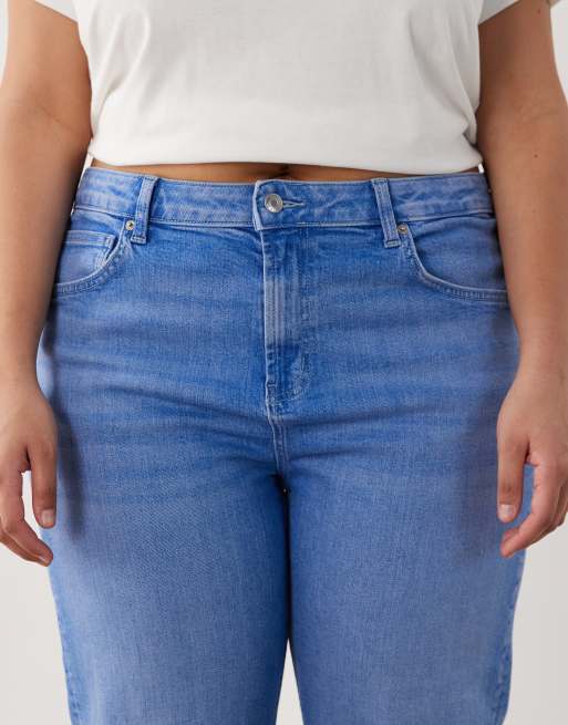 ASOS DESIGN Curve - Klare blå ankellange jeans med comfort-stretch og lige ben, 4 af 5