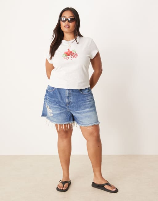 ASOS DESIGN Curve – Knapp geschnittenes T-Shirt in eisweiß meliert mit Granatapfel-Print, 2 von 4