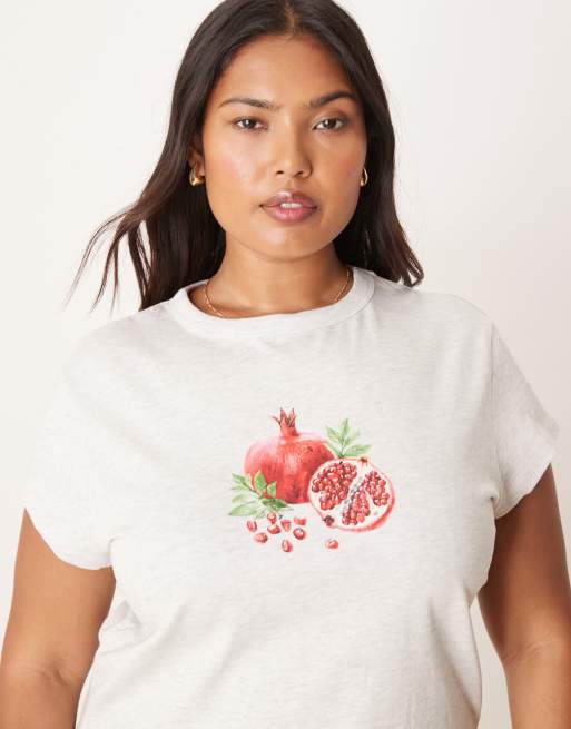 ASOS DESIGN Curve – Knapp geschnittenes T-Shirt in eisweiß meliert mit Granatapfel-Print, 3 von 4