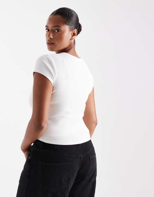 ASOS DESIGN Curve – Knapp geschnittenes T-Shirt in Weiß mit Schlangen-Grafikprint, 4 von 4